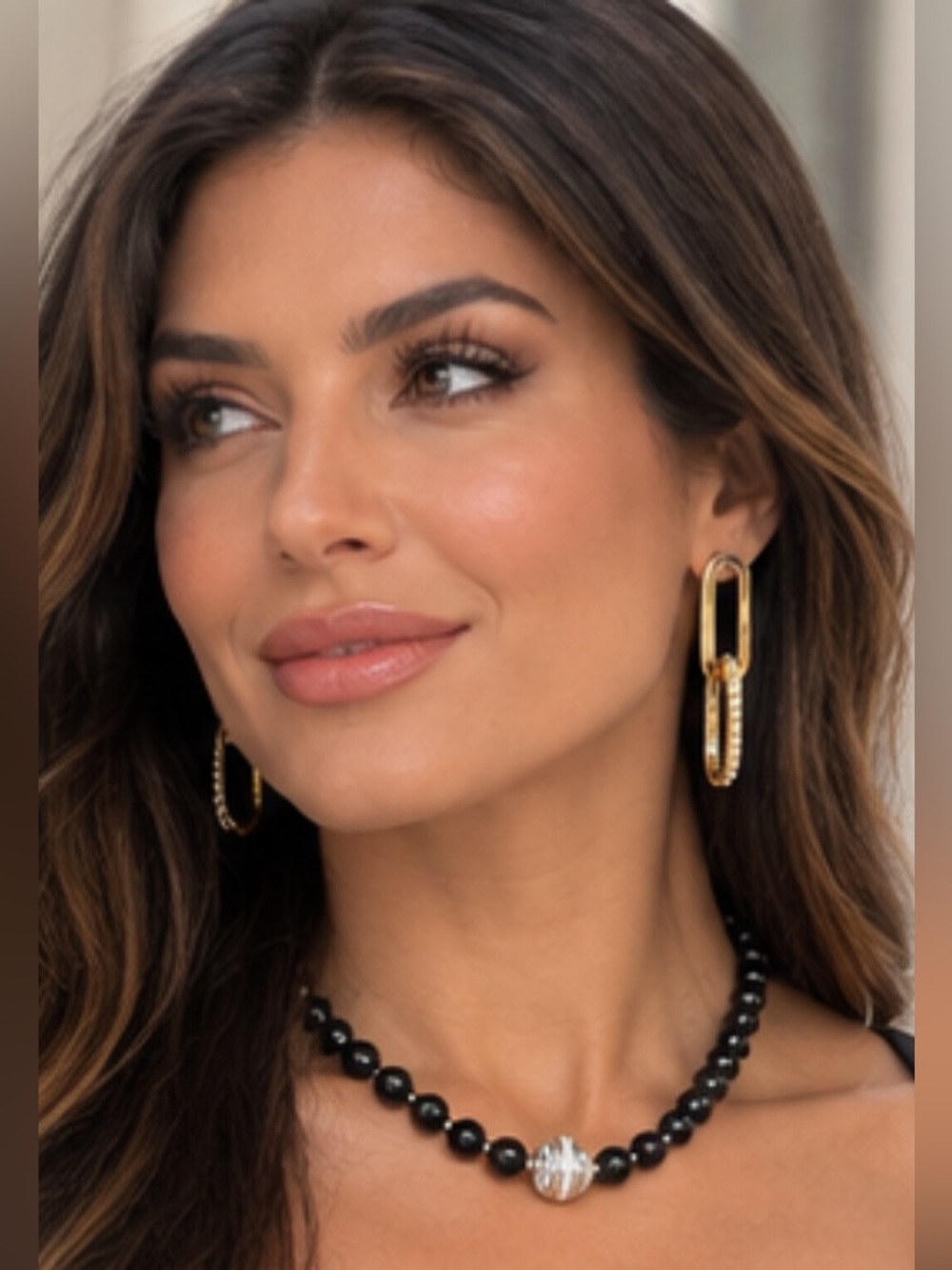 Lovisa from the premium collection Gold and Crystal Earrings. Paper clip design